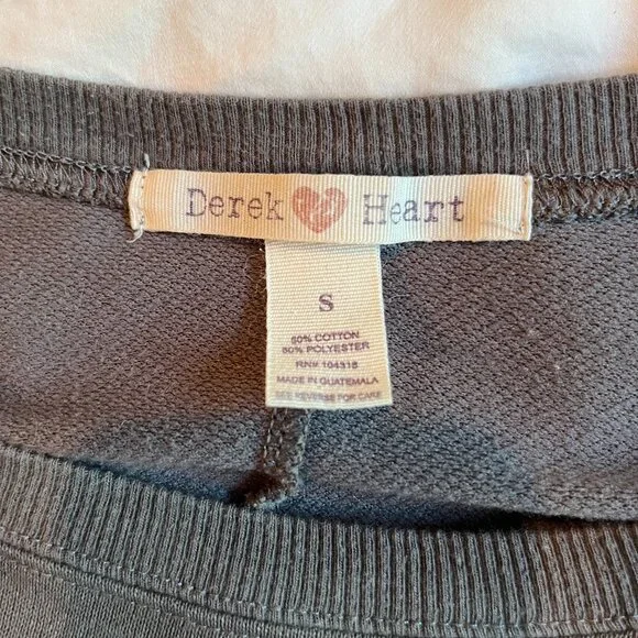 Derek Heart Grey Crew Neck Dolman Sleeves Pullover Sweatshirt Brooklyn Sz Small - Picture 7 of 7